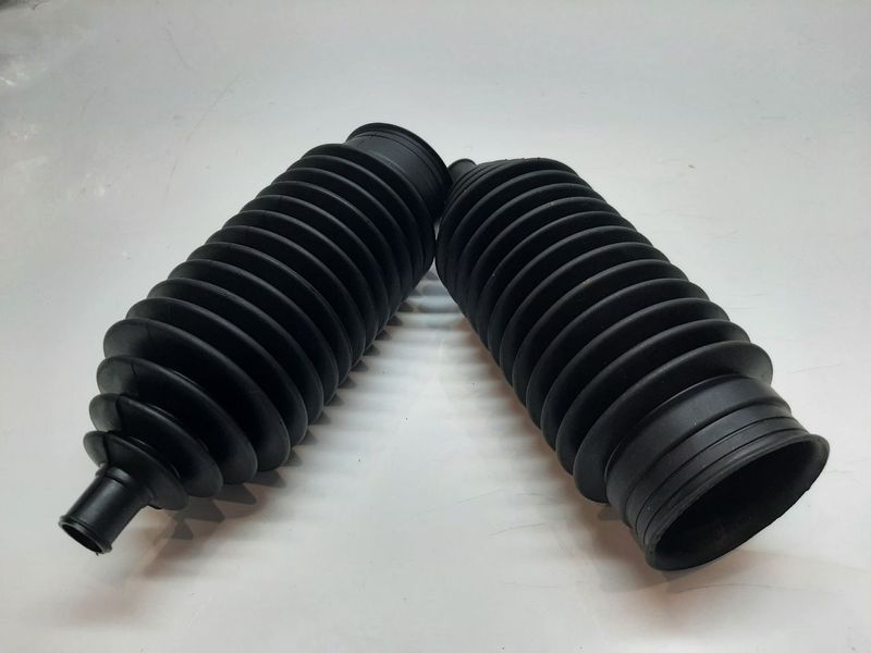 Пыльник рулевой рейки PL00056PST Dacia Duster, Nissan Terrano, Renault Duster d1-13,5 d2-53 L-192