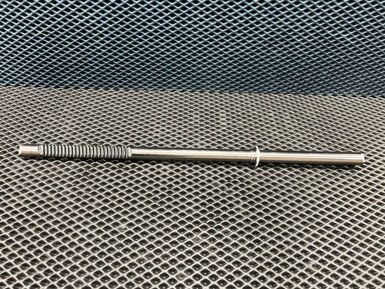 Вал продольный для гидравлической рулевой рейки Renault Megane I 1996-2003 TRW