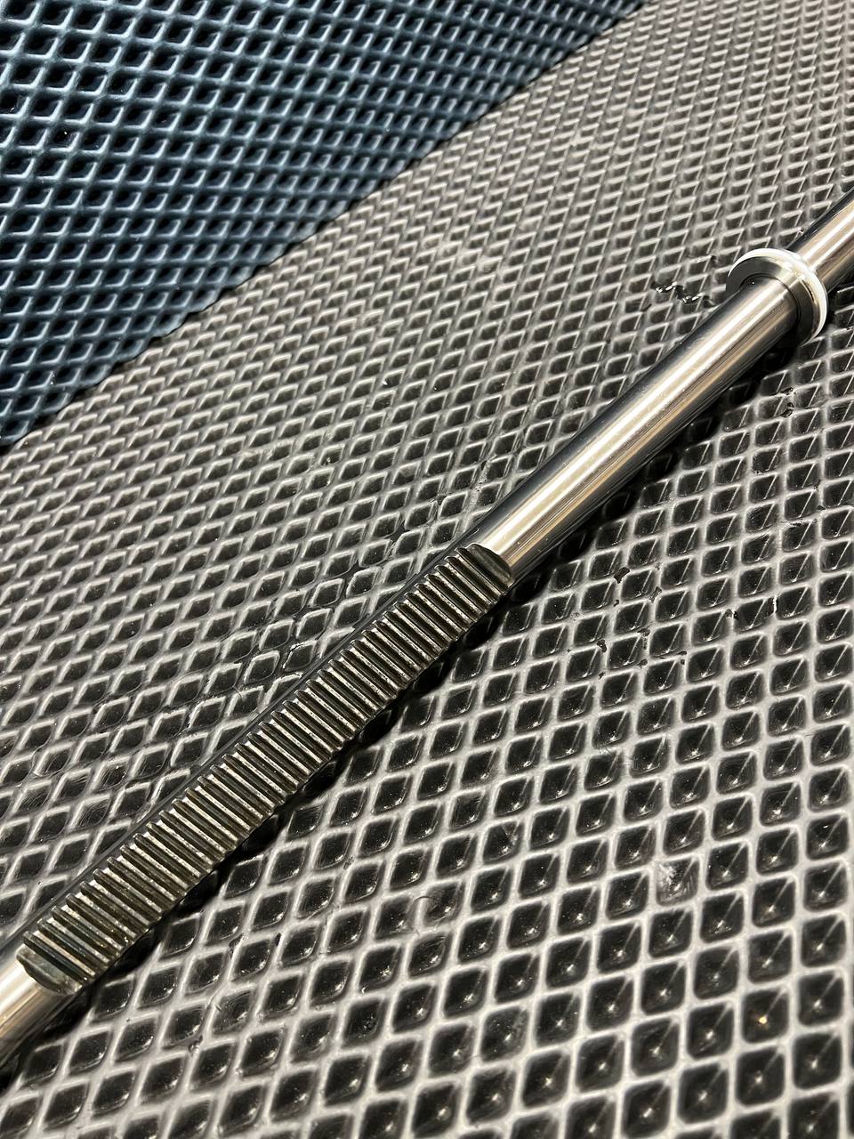 Вал продольный для гидравлической рулевой рейки OPEL Vectra B 1995-2002 SAGINAW