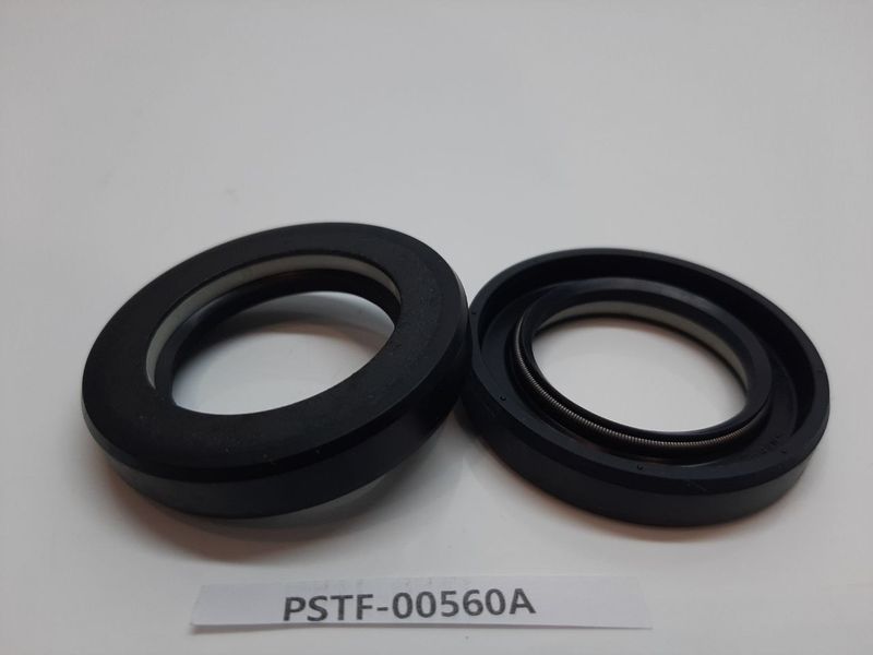 Сальник d1-32 D-50,1 H-8,5 Тип: 7V1