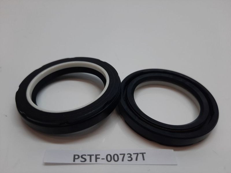 Сальник d1-32 D-44,6 H-6,5 Тип: 7V2